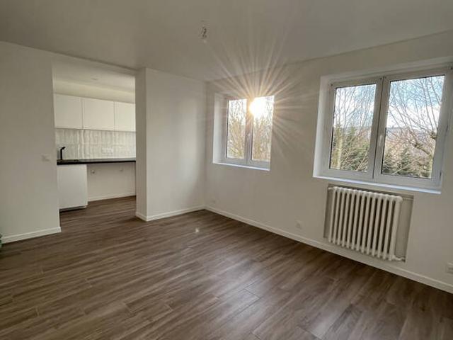 Location Appartement Rue Henri Martin, Ivry sur Seine