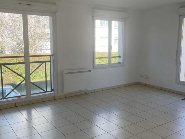 Location Appartement Rue Henri Sculfort, Maubeuge