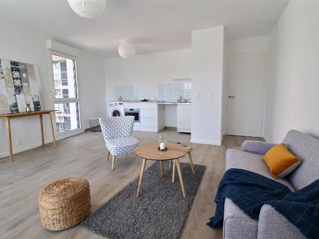 Location Appartement Rue Henri Poincaré, Asnières sur Seine