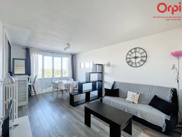 Location Appartement Rue Henry Delagenière, Le Mans