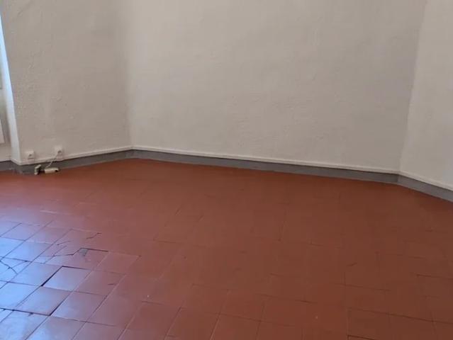 Location Appartement Rue Hugues Capet, Nîmes