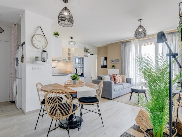 Location Appartement Rue Hugues Guérin, Lyon