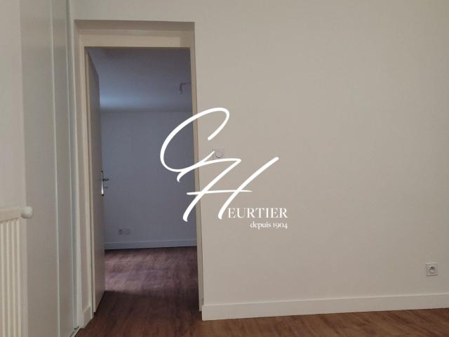 Location Appartement Rue Irvoy, Grenoble