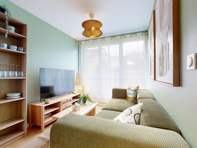 Location Appartement Rue Irvoy, Grenoble