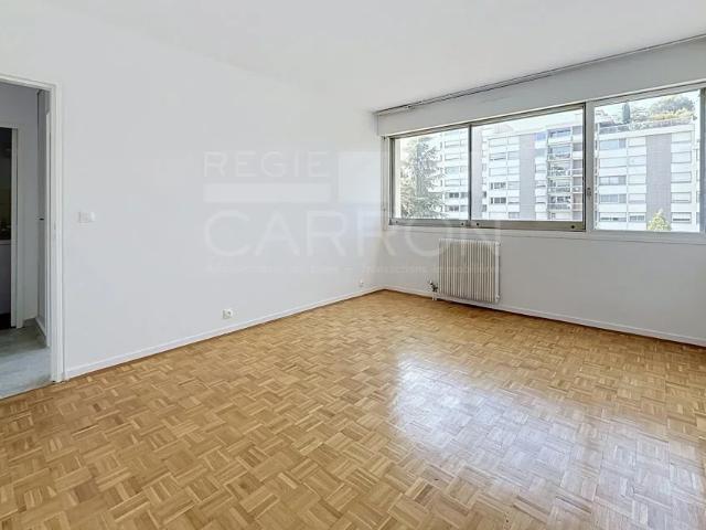 Location Appartement Rue Joliot Curie, Lyon