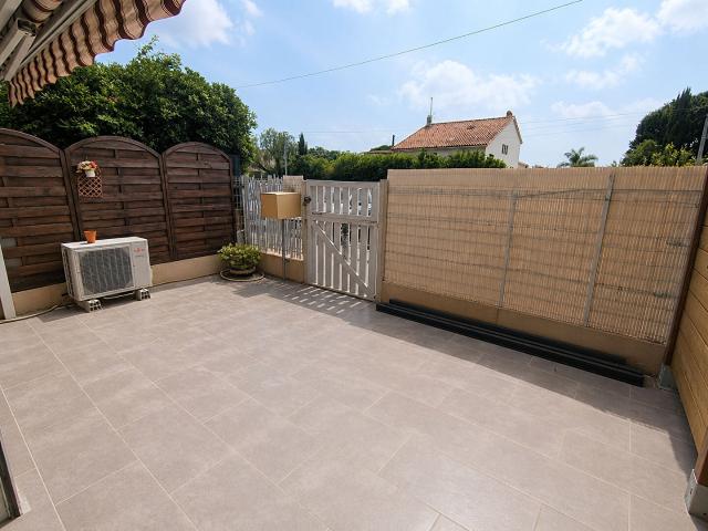 Location Appartement Rue Joseph Lantrua, Le Pradet