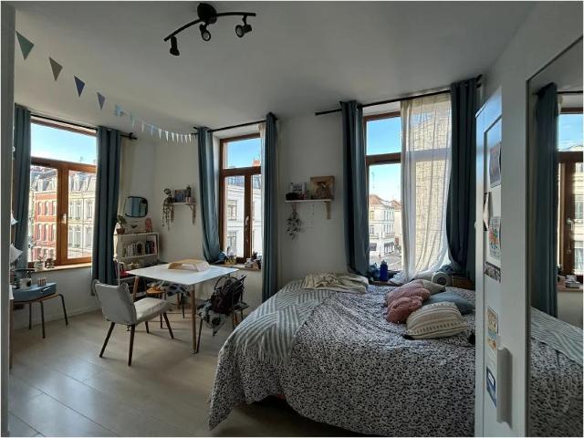 Location Appartement Rue Jacquemars Giélée, Lille