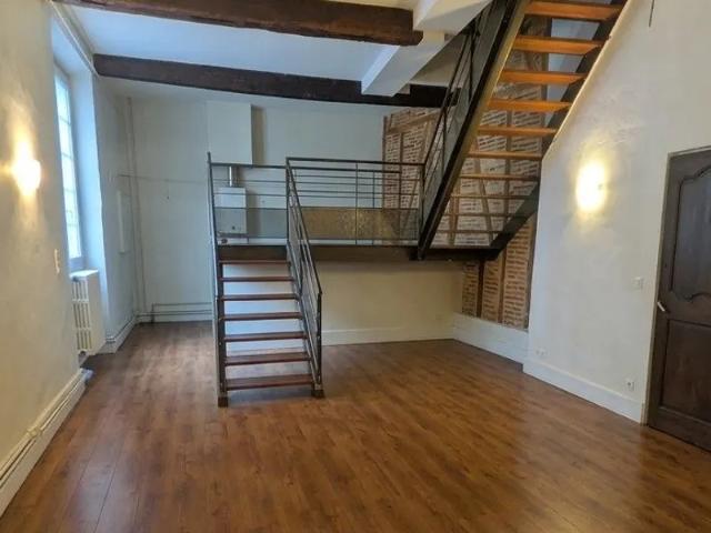 Location Appartement Rue Jacques Limouzy, Castres