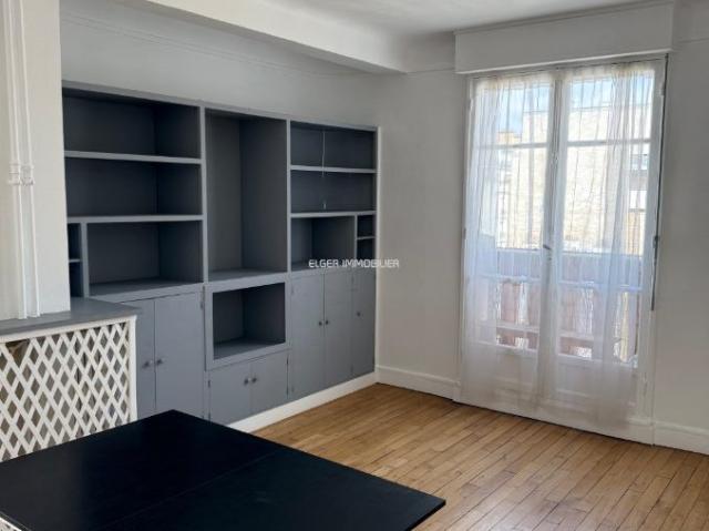 Location Appartement Rue Jacques Mawas, Paris