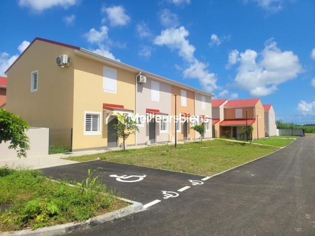 Location Appartement Rue Jacques Portecop, Baie Mahault