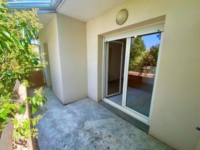 Location Appartement Rue Jasmin, Bias