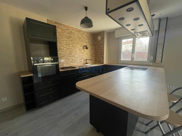 Location Appartement Rue Jean Baptiste Baudin, Dijon