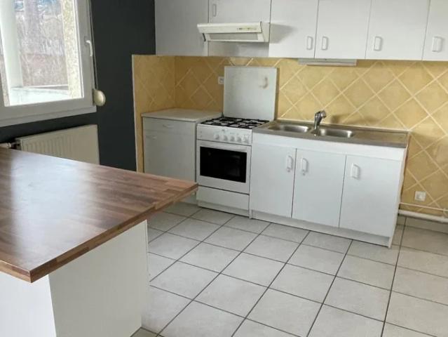 Location Appartement Rue Jean Baptiste Boussingault, Unieux