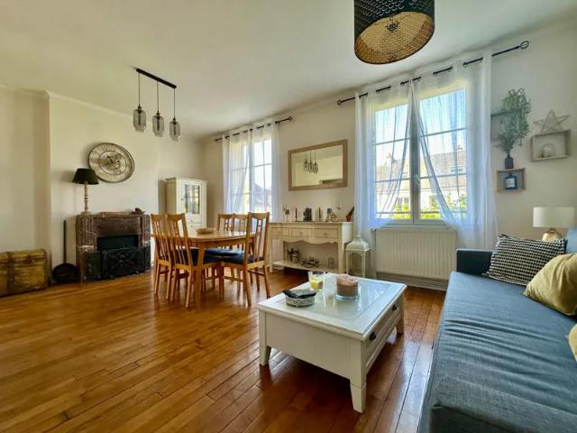 Location Appartement Rue Jean Baptiste Eynard, Étampes