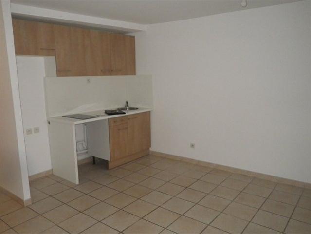 Location Appartement Rue Jean Castagno, Alès