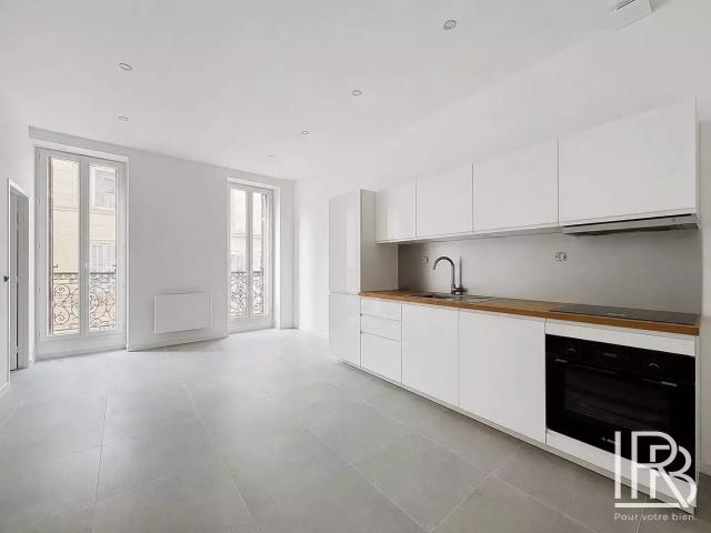 Location Appartement Rue Jean de Bernardy, Marseille
