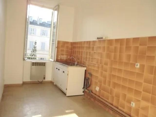 Location Appartement Rue Jean de Bernardy, Marseille
