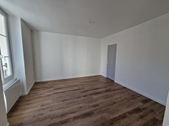 Location Appartement Rue Jean Étienne Guettard, Étampes