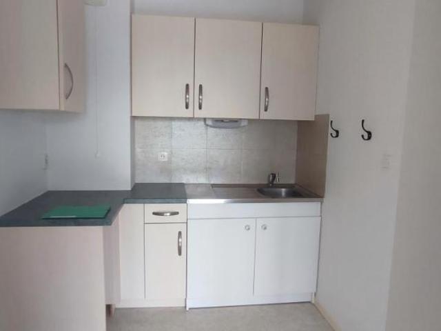 Location Appartement Rue Jean Henri Fabre, Châlons en Champagne