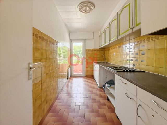Location Appartement Rue Jean Jaurès, Fréjus