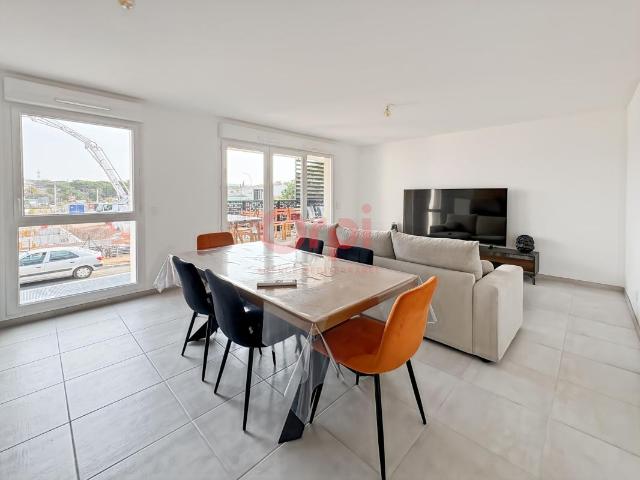 Location Appartement Rue Jean Jaurès, Fréjus