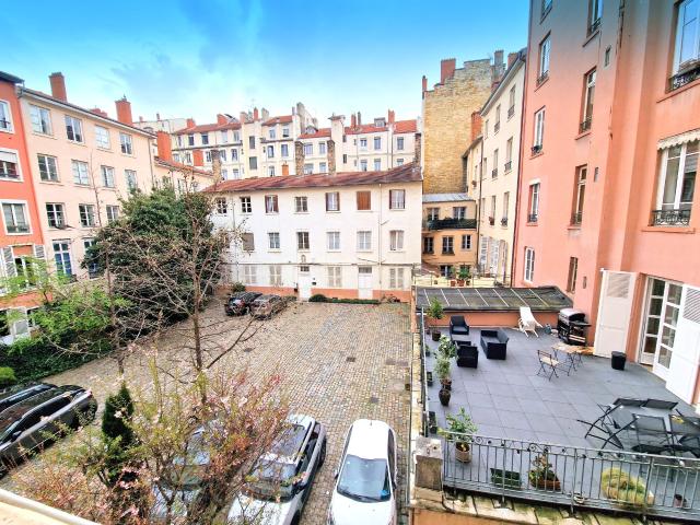 Location Appartement Rue Jean Larrivé, Lyon