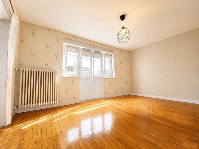Location Appartement Rue Jean Louis Étienne, Norroy le Veneur