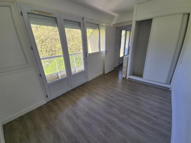 Location Appartement Rue Jean Macé, Revin