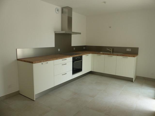 Location Appartement Rue Jean Magnin, Nîmes