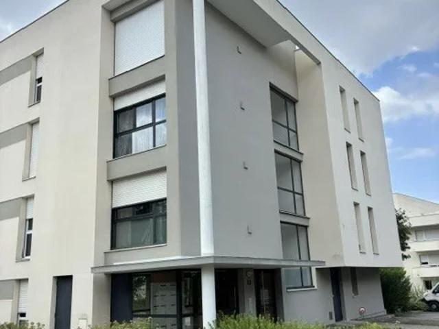 Location Appartement Rue Jean Marin, Rennes
