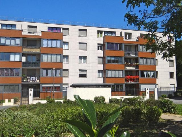 Location Appartement Rue Jean Mermoz, Le Kremlin Bicêtre