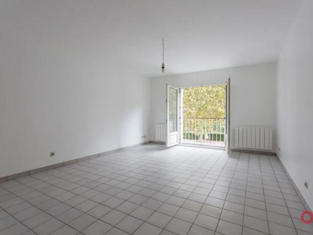 Location Appartement Rue Jean Moulin, Antony