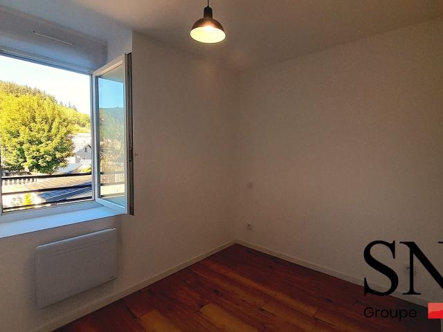 Location Appartement Rue Jean Pierre Alengrin, Lacaune