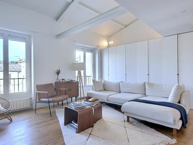 Location Appartement Rue Jean Pierre Timbaud, Paris
