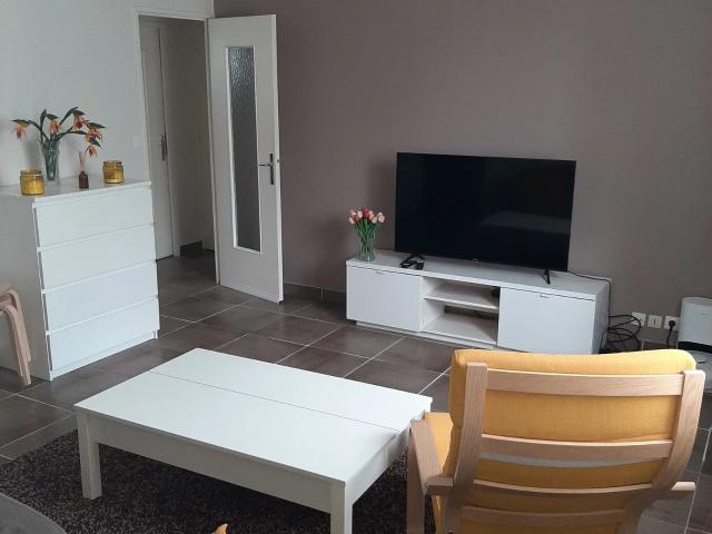 Location Appartement Rue Jeanne Morel, Vaulx en Velin