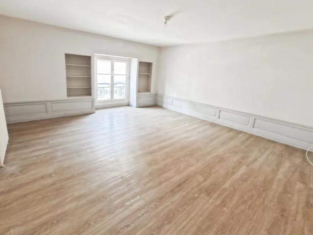 Location Appartement Rue Jeanne d'Arc, Orléans