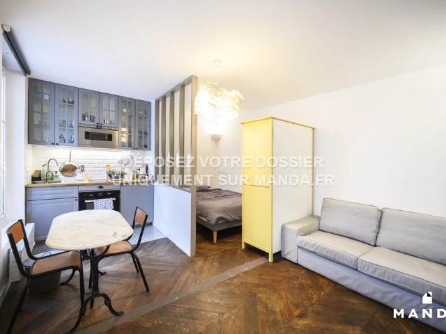 Location Appartement Rue Jeanne d'Arc, Paris