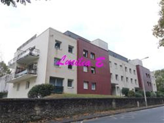 Location Appartement Rue Jeanne Wedells, Tours