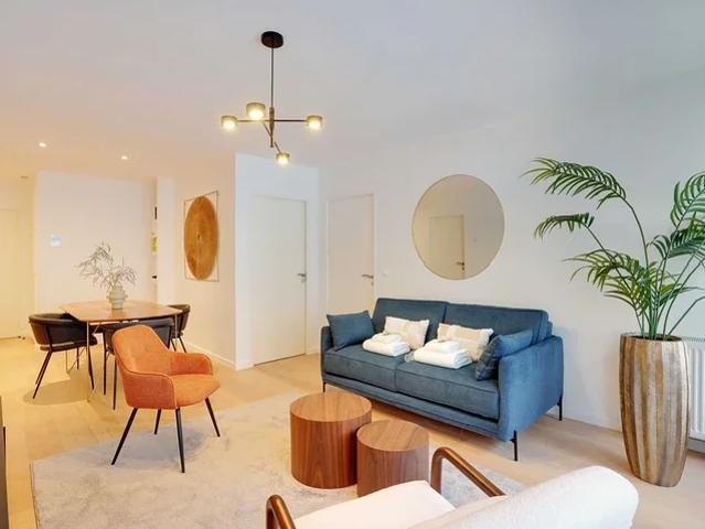 Location Appartement Rue Jules Guesde, Levallois Perret