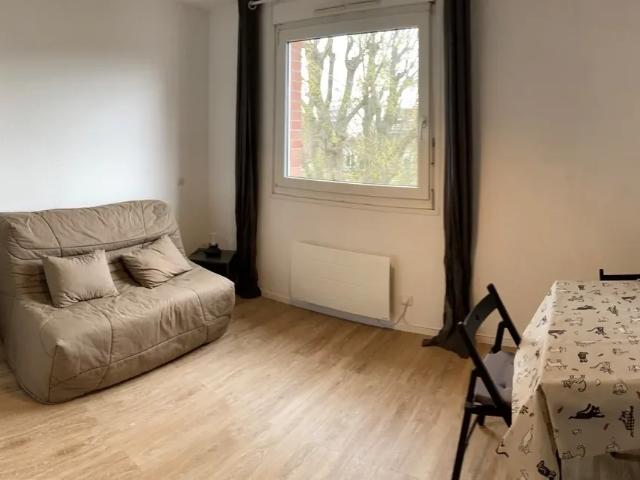 Location Appartement Rue Jules Lefebvre, Lille
