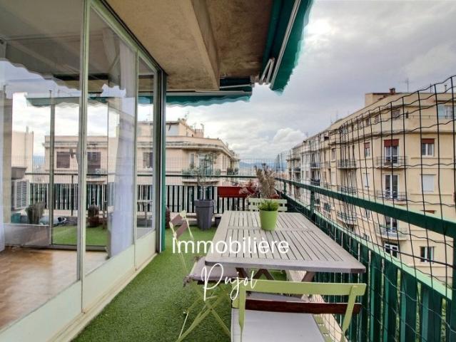 Location Appartement Rue Jules Moulet, Marseille