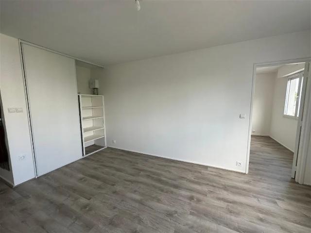 Location Appartement Rue Jules Massenet, Tours