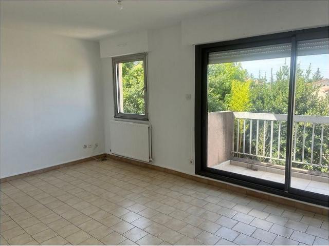 Location Appartement Rue Jules Renard, Alès