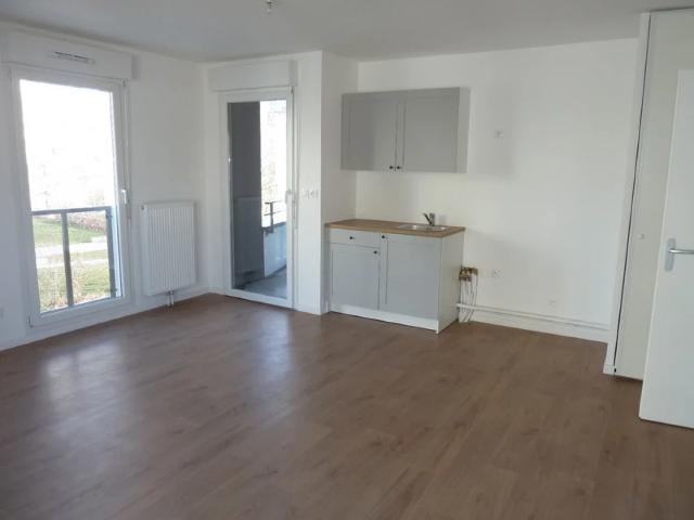 Location Appartement Rue Jules Vallès, Loos