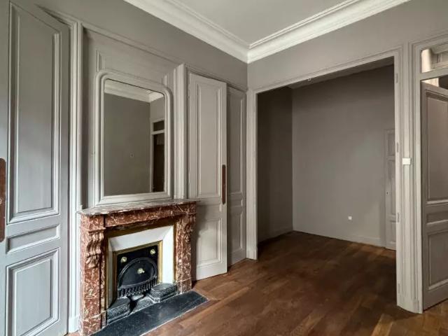 Location Appartement Rue Jules Vercherin, Lyon