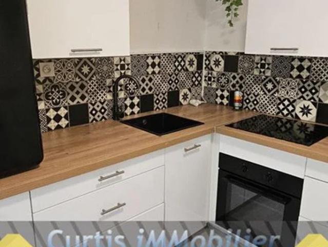 Location Appartement Rue Octave Feuillet, Saint Étienne