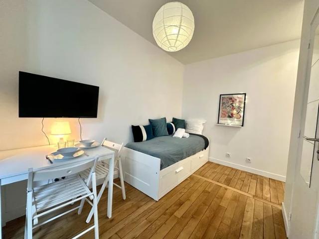 Location Appartement Rue Olivier de Serres, Paris