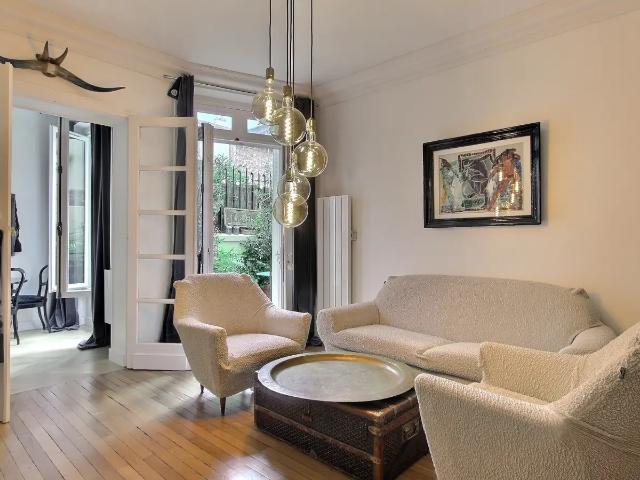Location Appartement Rue Ordener, Paris