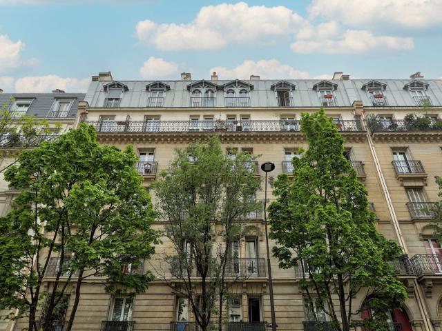 Location Appartement Rue Ordener, Paris