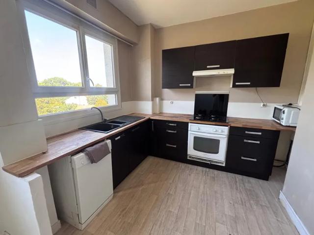 Location Appartement Rue Louis Aragon, Poitiers